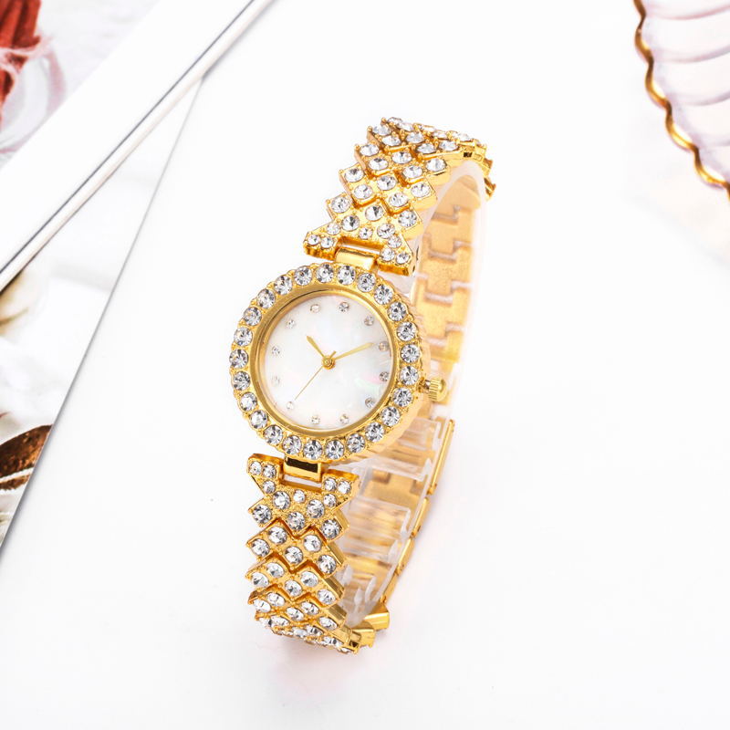 Women’s Fashion Alloy Watch Elegant Slim Design in Gold,
