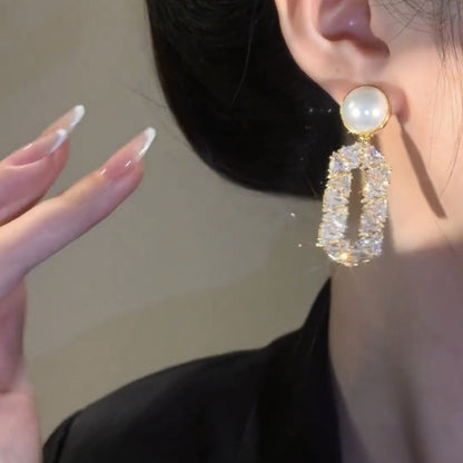 Women’s Geometric Gold Diamond Earrings Electroplated Copper Fashion Jewelry